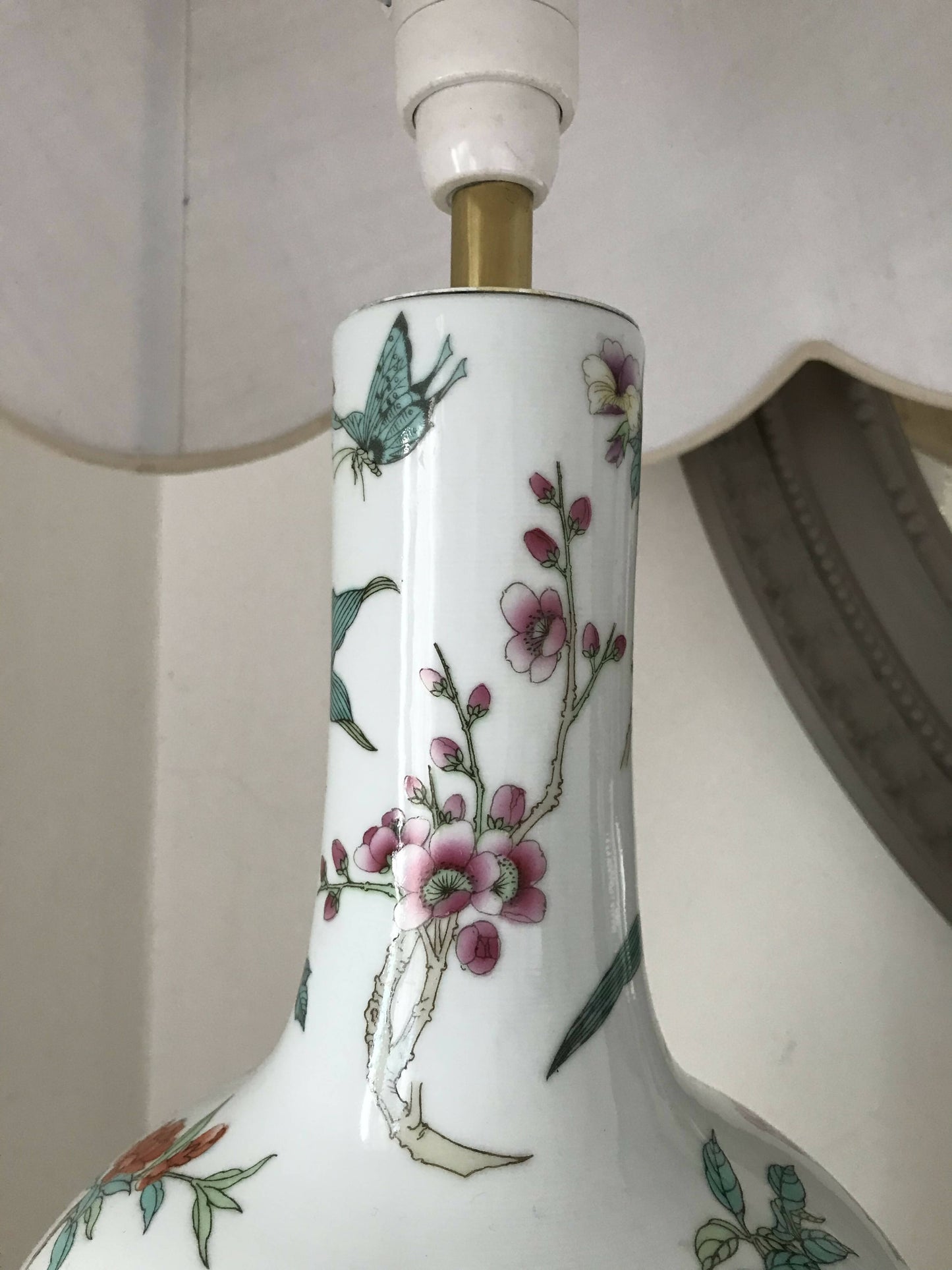 Gourd shaped Chinoiserie Lamp Base